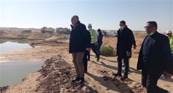   وزير الري يتفقد مشروعات الحماية من أخطار السيول بمحافظة البحر الأحمر