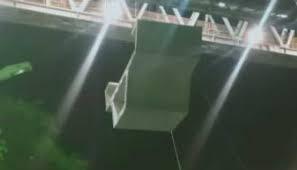   بالفيديو الجيزة تقوم بتركيب الكمـر الخرساني للدائري أعلى شارع ربيع الجيزى 