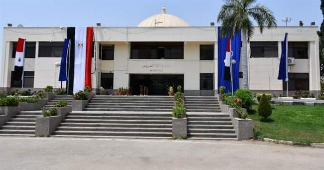 جامعة قناة السويس تعلن عن ظائف قيادية جديدة 
