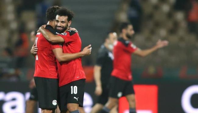 صلاح يقود تشكيل الفراعنة أمام الكاميرون..وفينسنت أبوبكر على رأس تشكيل الأسود
