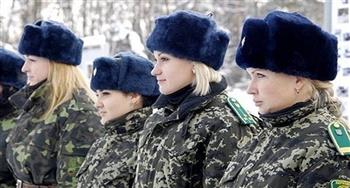   تزايد تجنيد النساء بجيش أوكرانيا بمحض رغبتهم خوفا من الحرب
