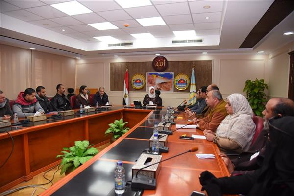 متابعة  تطبيق منظومة الاشتراطات البنائية الجديدة بمطروح