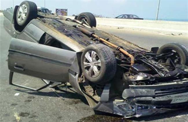 إصابة 5 أشخاص إثر انقلاب سيارة بوسط سيناء 