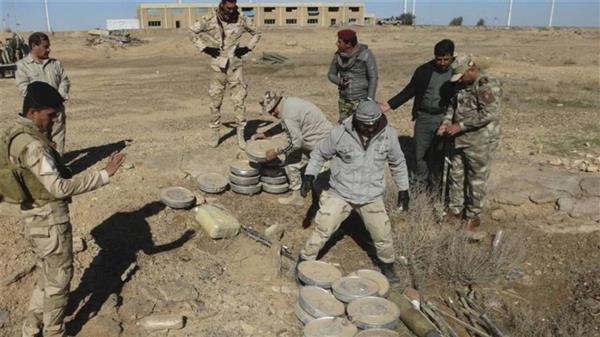 العراق: معالجة أكثر من ألف مخلف حربى فى الانبار ونينوى