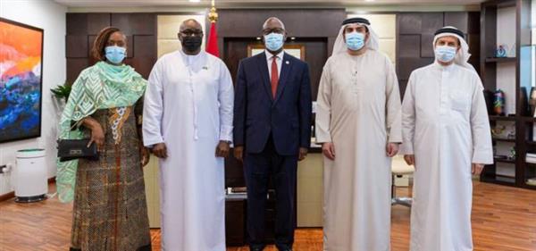 الإمارات وسيراليون تبحثان التعاون في القطاع الصحي
