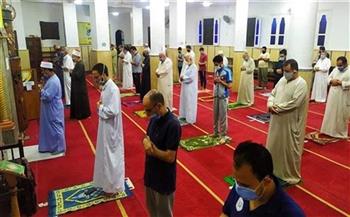   هل يجوز التخلف عن جماعة المسجد في الفجر بسبب المطر؟