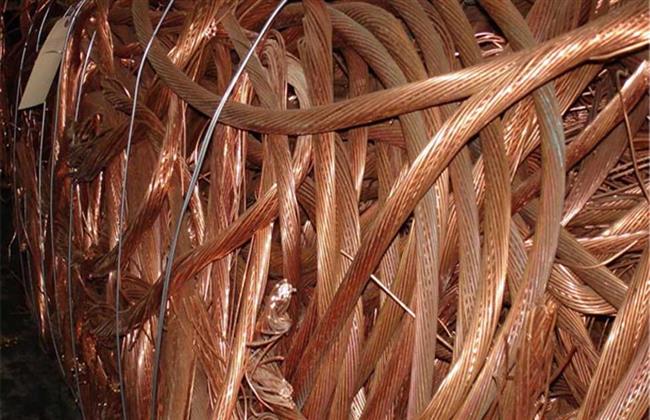 غرفة الصناعات الهندسية :تطالب بمنع تصدير خردة النحاس