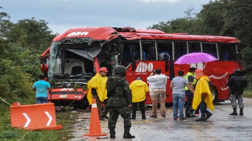 مقتل 8 أشخاص على الأقل فى حادث انقلاب حافلة بالمكسيك