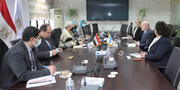 وزيرة البيئة تناقش مع سفير فنلندا التعاون المستقبلي في مجالات المخلفات والطاقة وتغير المناخ