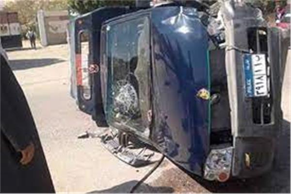 إصابة 7 أفراد شرطة في حادث انقلاب سيارة بالبحيرة
