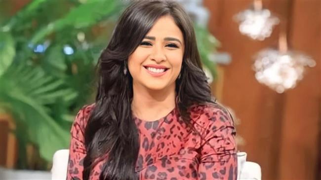 «بعد تكبير الشفايف».. ياسمين عبد العزيز تنشر فيديو جديد