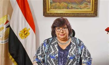   وزيرة الثقافة توجه الشكر للرئيس السيسى لرعايته معرض القاهرة الدولى للكتاب
