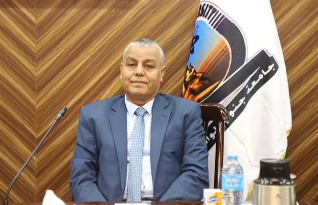 جامعة جنوب الوادى تعلن بدء التسجيل بالنسخة الرابعة من نموذج محاكاة الجامعة المصرية