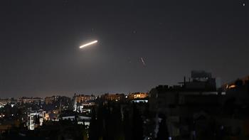   "سانا": إسرائيل استهدفت محيط دمشق بغارة جوية وصواريخ أرض