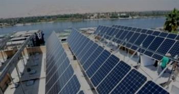   الكهرباء: محطات الطاقة الشمسية تعمل بكفاءة عالية رغم انخفاض درجات الحرارة