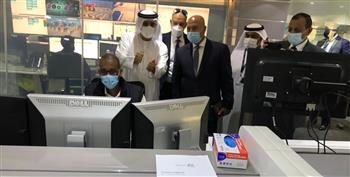 وزير النقل يزور ميناء خليفة والمنطقة الصناعية في ختام  زيارته لـ الإمارات