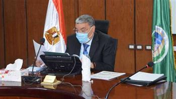 محافظ المنيا يوجه بالإسراع في التصالح الخاص بمخالفات البناء