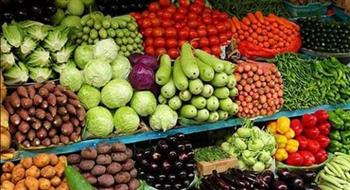   أسعار الخضروات والفاكهة اليوم الثلاثاء بالأسواق 