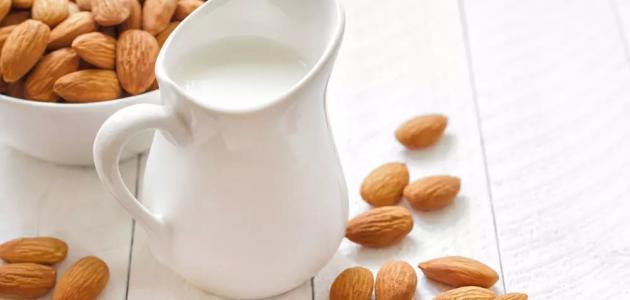 حليب اللوز بروتين طبيعي للشعر