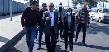 محافظ الإسكندرية يكلف بتنفيذ أعمال ترميم الحفر والمطبات على مستوى الأحياء 