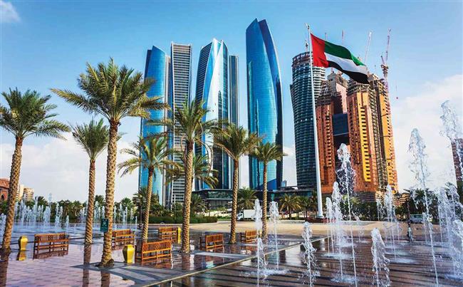 الإمارات تعلن إنجاز ربط أبوظبي ودبي بخط قطار مباشر