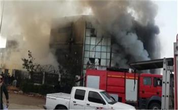   إصابة 8 عمال فى حريق شركة صباغة بمدينة العاشر بالشرقية