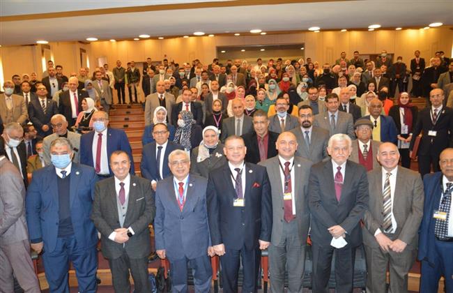 بدء أعمال المؤتمر العلمى الخامس لكلية التجارة جامعة الإسكندرية