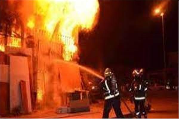 السيطرة على حريق شركة إسفنج بالمنطقة الصناعية بالشرقية