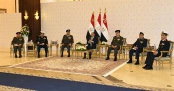   الرئيس السيسي يجتمع بقادة القوات المسلحة