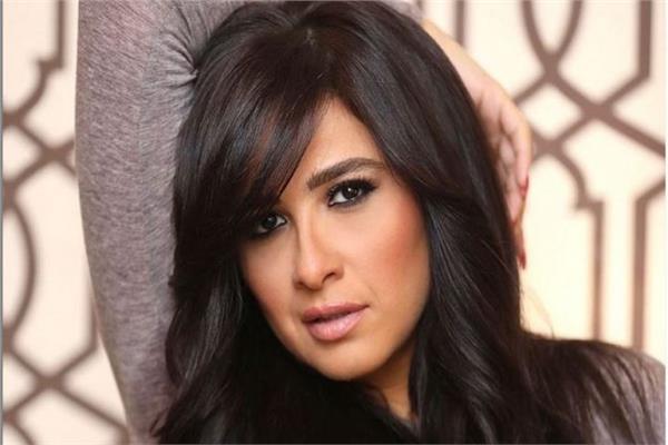 ياسمين عبد العزيز: أنا وصلت لمرحلة الجبلة 