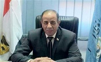 رئيس مدينة القصير يشن حملة على الأسواق.. ويتفقد منافذ بيع السلع الغذائية