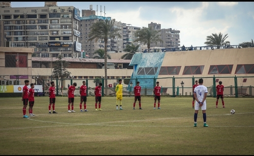 دقيقة حداد على روح زياد إيهاب قبل بدء مباراة الأهلي وفيوتشر مواليد ٢٠٠٥