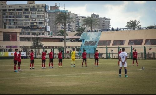دقيقة حداد على روح زياد إيهاب قبل بدء مباراة الأهلي وفيوتشر مواليد ٢٠٠٥