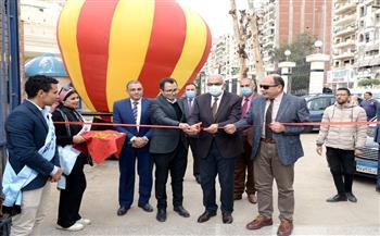 رئيس جامعة المنصورة يفتتح معرض «من انهارده مصرى» بنادى النيل 
