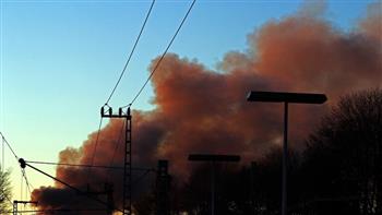   القوميون الأوكرانيون يضرمون النار في مصنع لمعالجة الفحم في دونيتسك
