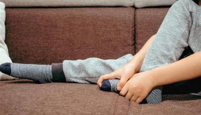 أعراض متلازمة تململ الساقين عند الأطفال