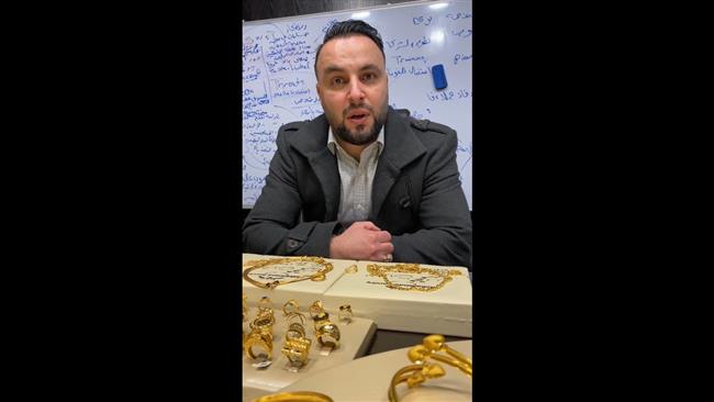 بعد الدهب والايفون.. رجل أعمال اردني يكافىء عماله برحلات سياحية|| فيديو