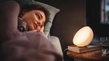   تعرف على أضرار النوم في الضوء وتأثيره على القلب