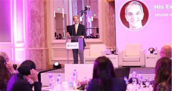 وزير الاتصالات: إطلاق العديد من مبادرات تمكين المرأة باستخدام تكنولوجيا المعلومات  