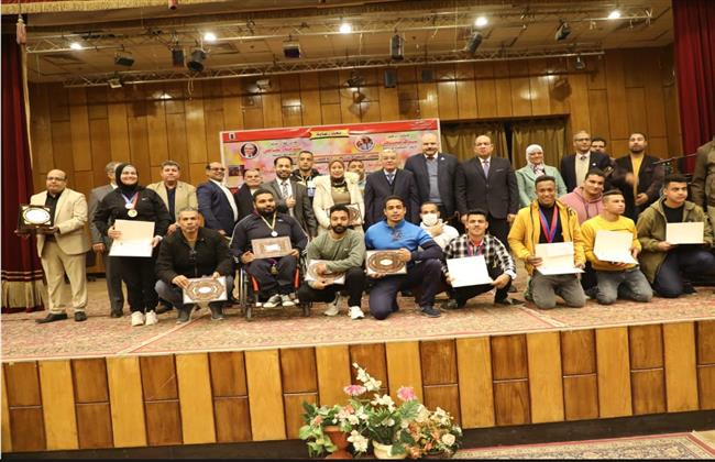 المنيا تكرم 100 شاب وفتاة من الرياضيين المتميزين