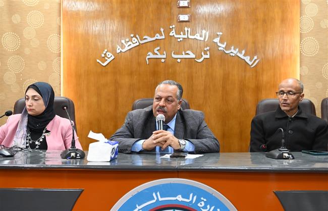 «الطيبى» يشارك فى ورشة عمل حول ميكنة إدارات المخازن بقنا 