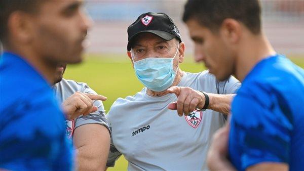 فيريرا يقسم اللاعبين لخوض تدريبات خططية