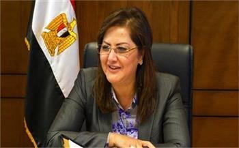 التخطيط تعلن تسليم الدفعة الثانية من سيارات الخدمات التكنولوجية المتنقلة