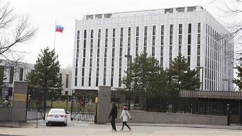   سفارة روسيا لدى واشنطن تطلق خطا ساخنا لمواطنيها الذين يتعرضون للتمييز