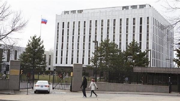 سفارة روسيا لدى واشنطن تطلق خطا ساخنا لمواطنيها الذين يتعرضون للتمييز