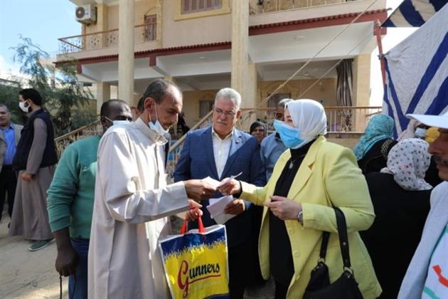 جامعة الزقازيق توجه قافلة طبية لجزيرة  سعود 