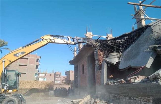 نائب محافظ سوهاج : التعديات على أراضي الدولة أمن قومي لا يمكن التهاون فيه