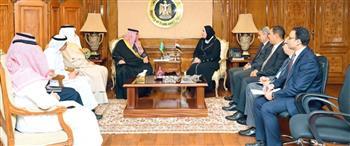 وزيرة الصناعة تبحث مع نظيرها السعودى المستجدات الاقتصادية 