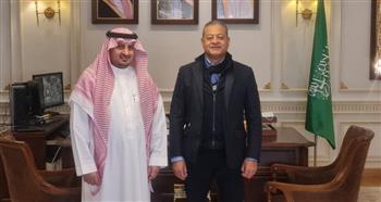 قنصل السعودية يستقبل رئيس نادى اليخت 