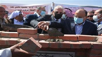  وزير التنمية المحلية ومحافظ جنوب سيناء يضعان حجر أساس محطة تحلية بطابا